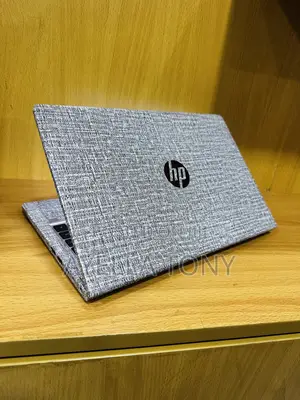 HP ProBook 440 G10 Laptop: Intel Core i5, 8GB RAM, 512GB SSD