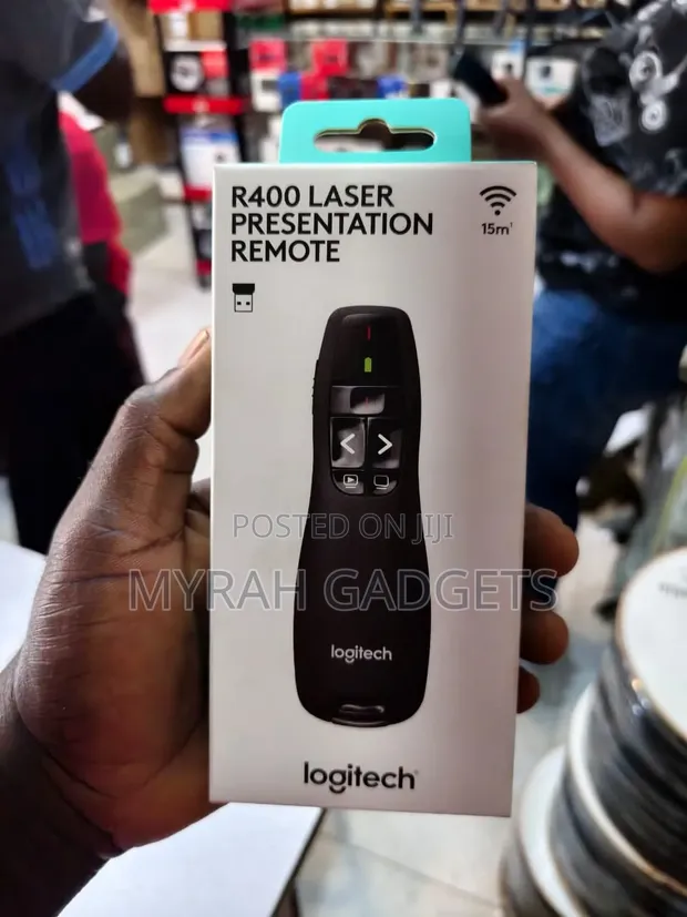Logitech R400 Laser Presentation Remote - 1
