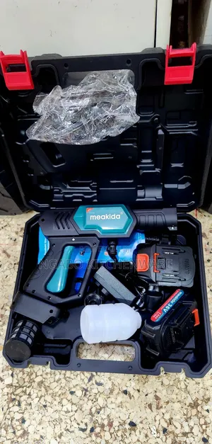 Meakida Cordless Pressure Car Washer Kit