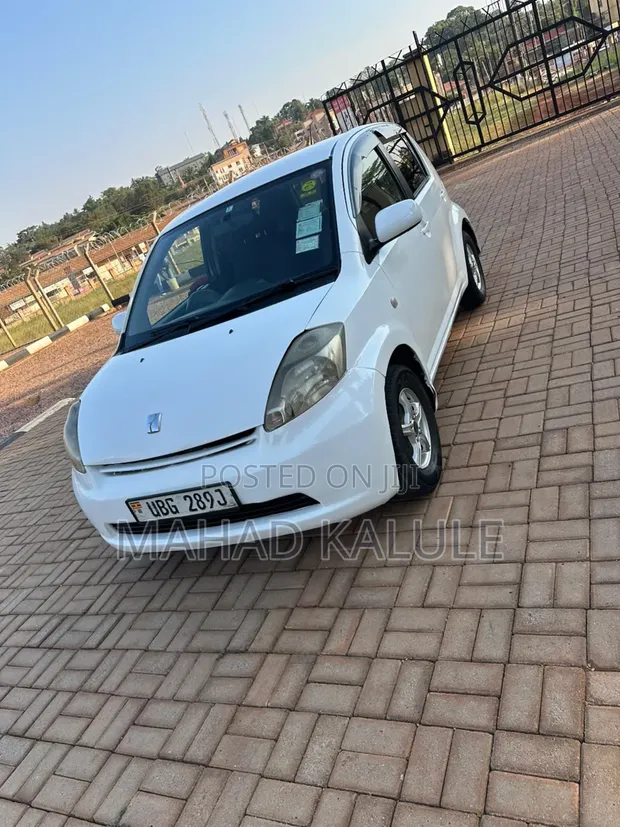 Toyota Passo 2008 White - 1