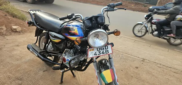 Bajaj CT 125X 2025 Red - 1