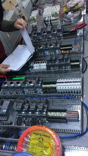 Othee Technologies: Switchgear Installation Services