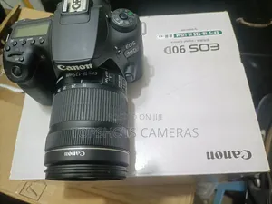 Canon EOS 90D DSLR Camera with 18-135mm Kit Lens