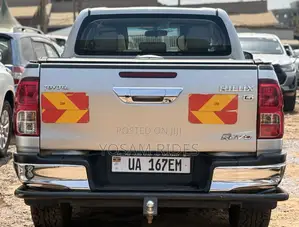 Toyota Hilux Revo Double Cab 2.8 Diesel AWD 2018 Silver