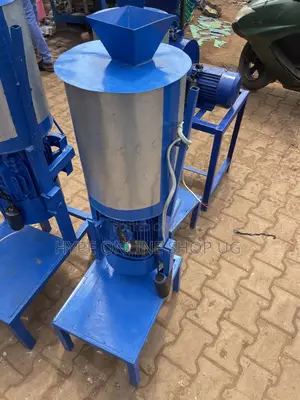 Used 8kg Gnuts Grinding Machine with Copper Motor