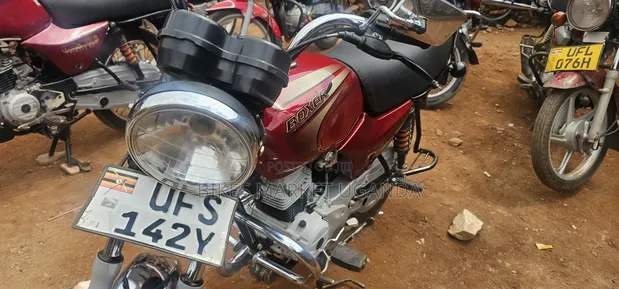 Bajaj Boxer 2023 Red - 1