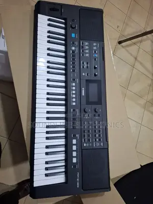 Yamaha Keyboard PSR-E483