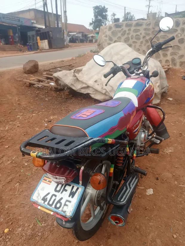 Bajaj CT 125X 2023 Red - 1