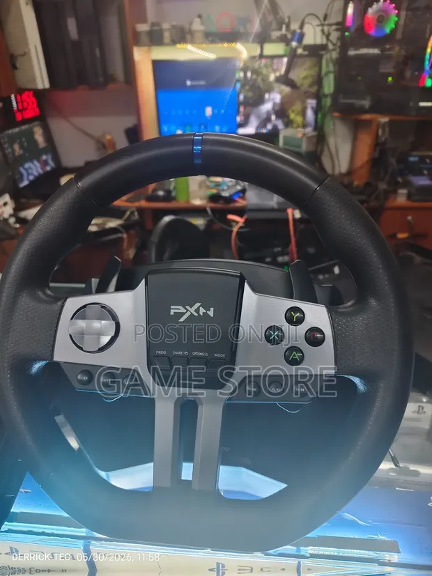 Gaming Racing Steering Wheel - 1