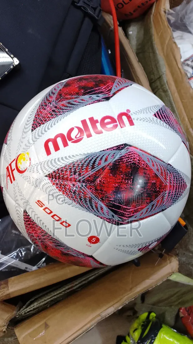 Molten Football - Size 5 - 1