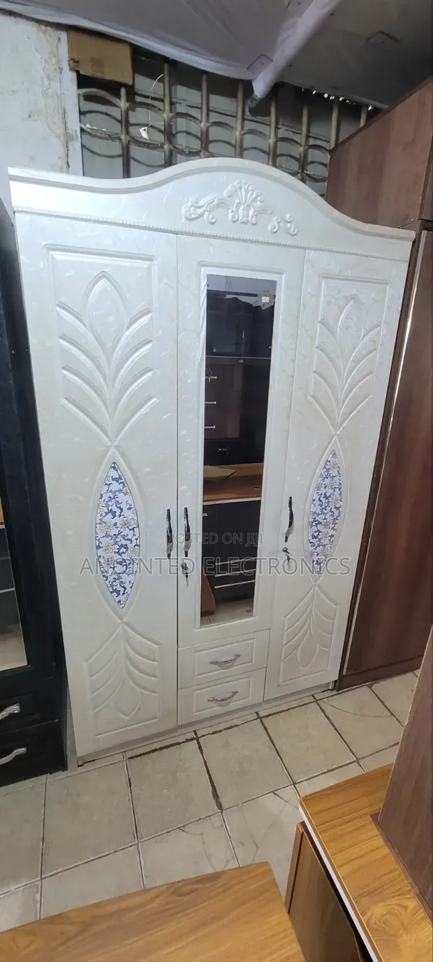 Wood-Mode 3-Door Wardrobe - White - 1