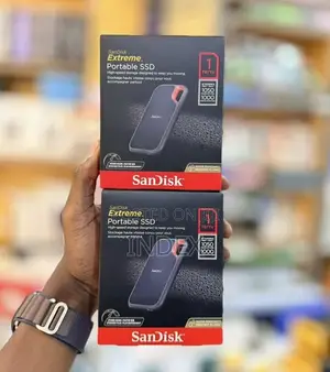 Sandisk 1TB Extreme Portable SSD (Up to 1050MB/s)