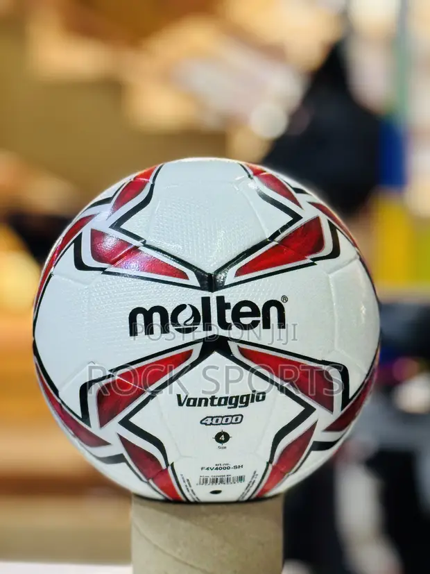Molten Tubeless Soccer Ball Size 4 - 1