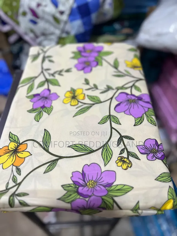 Simple Leafy Bedsheets 6x6 Cream - 1