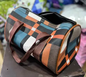 Akube Medium Sports Bag - Multicolor