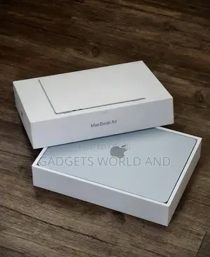 Apple MacBook Air 13.6" M4 16GB RAM 256GB SSD
