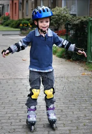 Kids Skate Shoe Set with Protective Gear