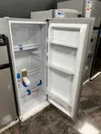 Chiq 195L Single Door Fridge with 10-Year Warranty - 3