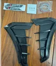 Pair of Universal Glossy Black Car Fender Side Vents - 1