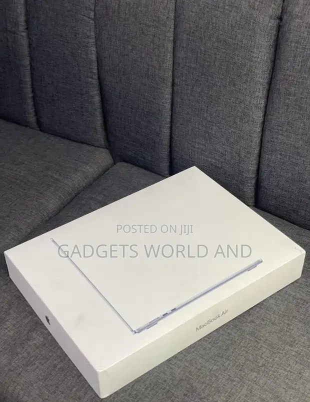 Apple MacBook Air 15-inch M5, 16GB RAM, 1TB SSD - 1