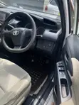 Toyota Wish 2010 White - 5