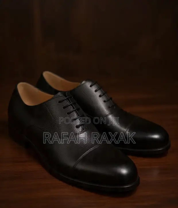 John Foster Men's Classic Pebble-Grain Cap Toe Oxford Shoes - 1