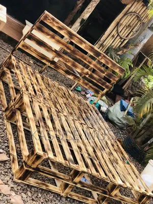 Custom Pallet Beds