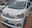 Toyota Voxy V 4WD 8-Seater 2013 White - 3
