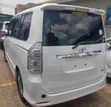 Toyota Voxy V 4WD 8-Seater 2013 White - 4