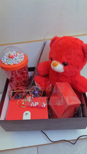Ladies Gift Hampers - Painted in Passion