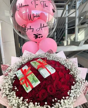 Flower Bouquet with Balloon and Cash Holder