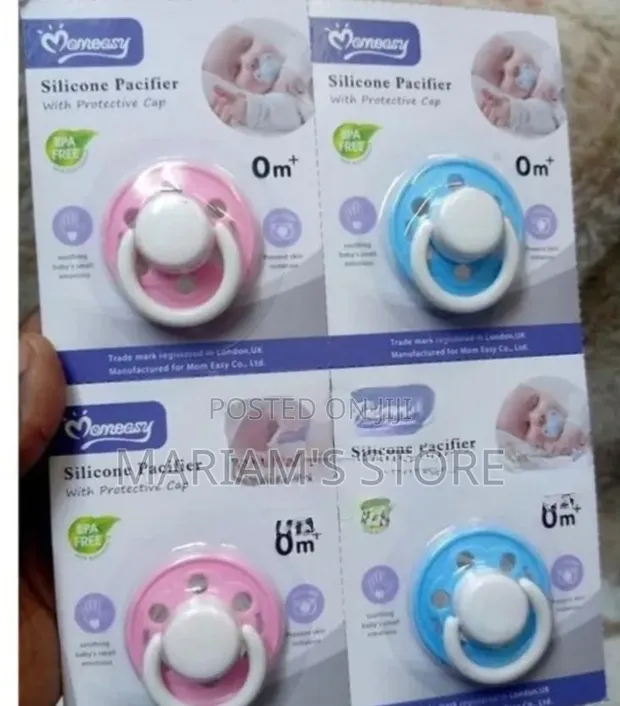 Momeasy Silicone Pacifier with Protective Cap - 1