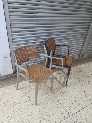 Island Monoblock Plastic Chairs