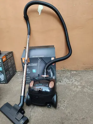 Raf 800W Bagged Vacuum Cleaner