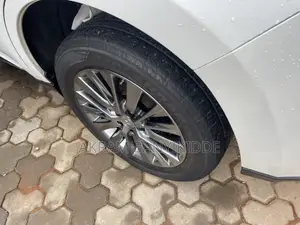 Toyota Harrier 2016 White