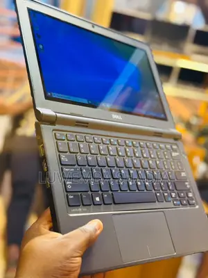 Dell Latitude 11 3160 Laptop