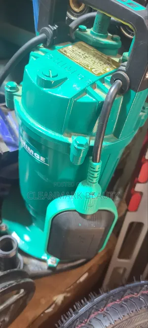 Shimge Water Pump (550W) for 34 Metres