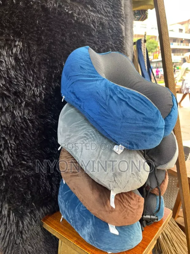 Comfortable Memory Foam Neck Pillow - 1