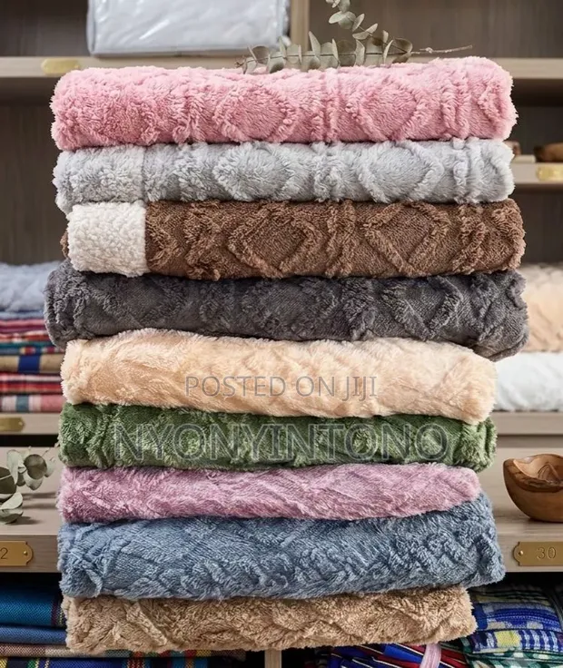 Soft Comfortable Fleece Blankets - 1