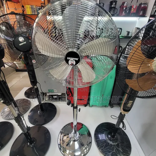 Geepas Heavy-Duty Standing Fan - 1