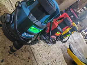 Bosch 8-Line Auto Level with Remote
