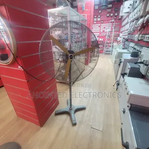 Industrial 30-inch Standing Fan