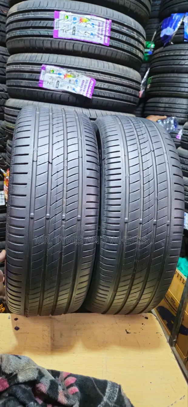 205/60 R16 Continental UltraContact UC7 Tyres (Set of 4) - 1