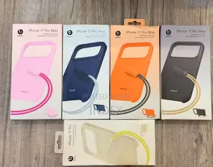 Beats iPhone 17 Pro Max/Pro Kickstand Case with MagSafe