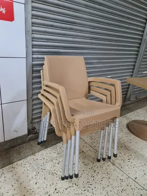 Ergonomic Plastic Dining Chairs (Brand New)