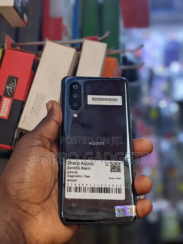 Sharp Aquos Zero 5G Basic 128GB Black - 1