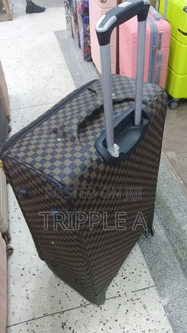 Checkerboard Pattern Large Suitcase - 1
