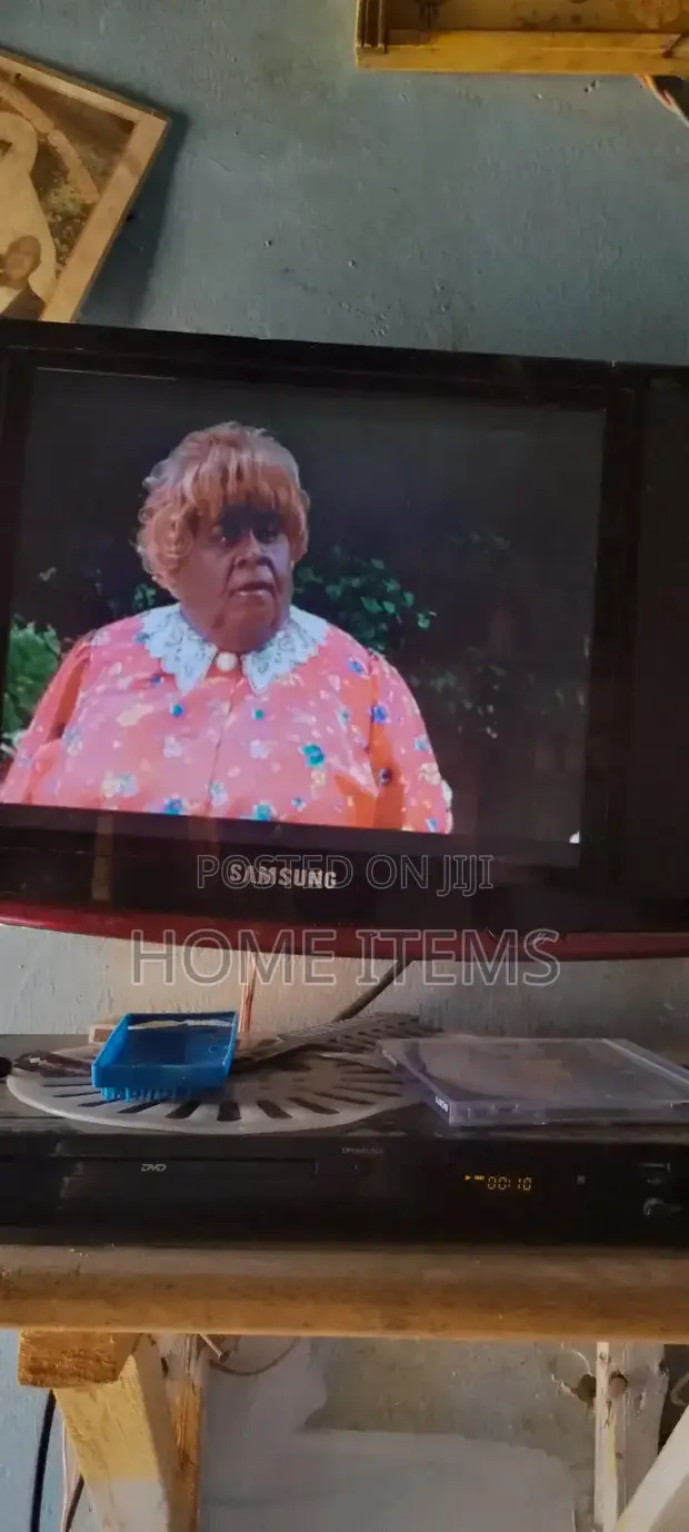 Samsung TV - 1