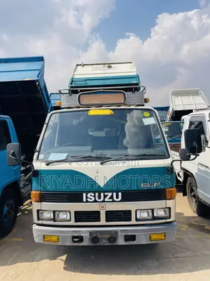 Isuzu Tipper F Series 4x2 Dump Truck