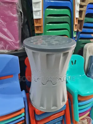 18-inch Plastic Drum Stool
